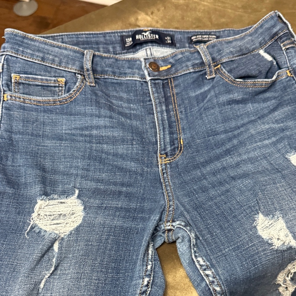 Hollister Women's Medium Blue Distressed High Rise Supper Skinny Jeans